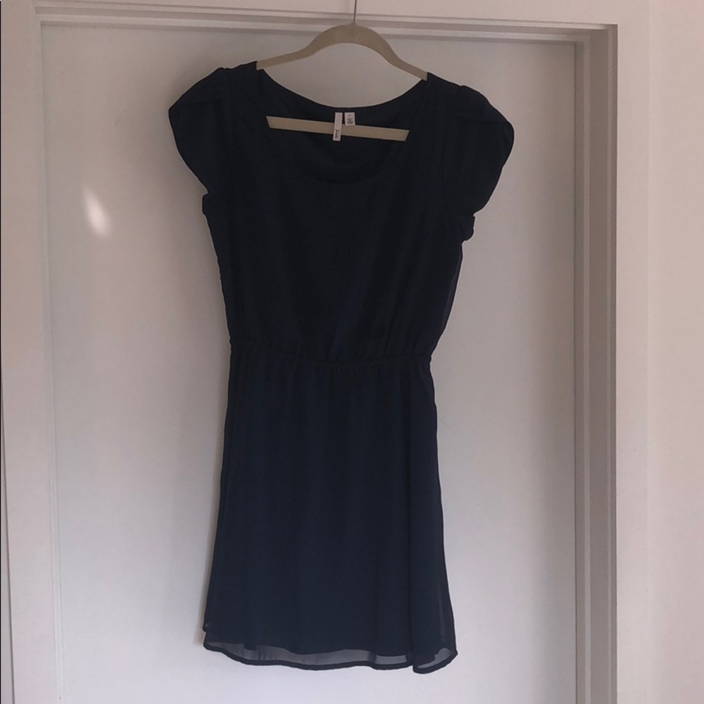 Cap sleeve dress - sheer